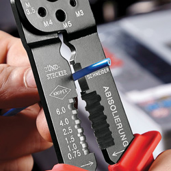 Пресс-клещи KNIPEX для резки и зачистки кабеля, 3 гнезда, обжим штекеров открытых неизолирванных шириной 6 KN-9721215BSB в Екатеринбурге 