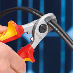 Кабелерез KNIPEX VDE, рез: кабель d 15 мм (50 кв. мм, AWG 1/0), 165 мм, диэлектрические, хромированны KN-9516165SB в Екатеринбурге 