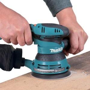 Эксцентриковая шлифмашина Makita BO5041 в Екатеринбурге