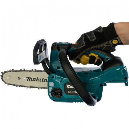 Пила цепная аккумуляторная MAKITA  DUC204RF в Екатеринбурге