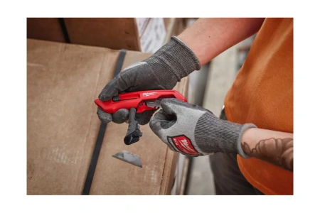 Нож выдвижной многофункциональный MILWAUKEE 4932492378