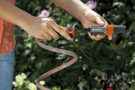 Колонка водозаборная со спиральным шлангом GARDENA 08253-20.000.00 в Екатеринбурге