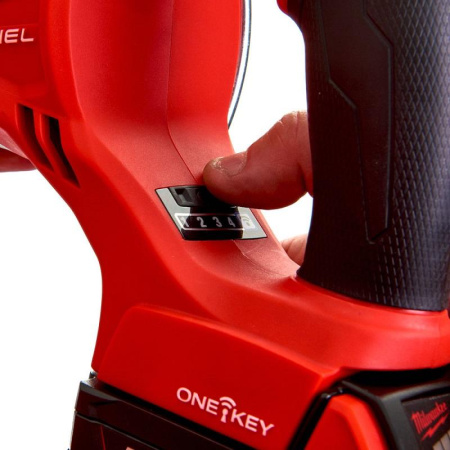 Аккумуляторная сабельная пила Milwaukee M18 ONESX-502X FUEL ONE-KEY 4933451666