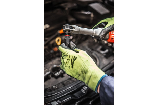 Головка  Milwaukee SHOCKWAVE 1/2" ударная удлиненная 24мм 4932480342 в Екатеринбурге