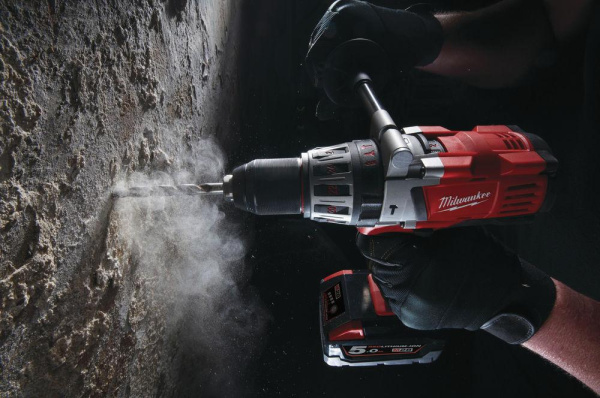 Аккумуляторная ударная дрель-шуруповерт Milwaukee HD28 PD-0Х 4933431646