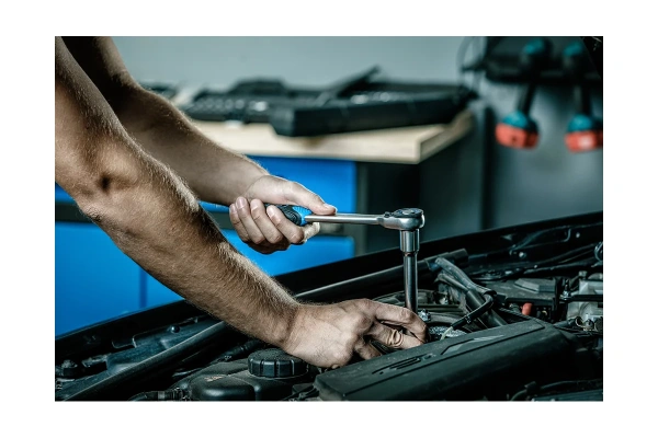 Трещотка HOEGERT с кнопкой 1/2 72Т  HT1R302 в Екатеринбурге 