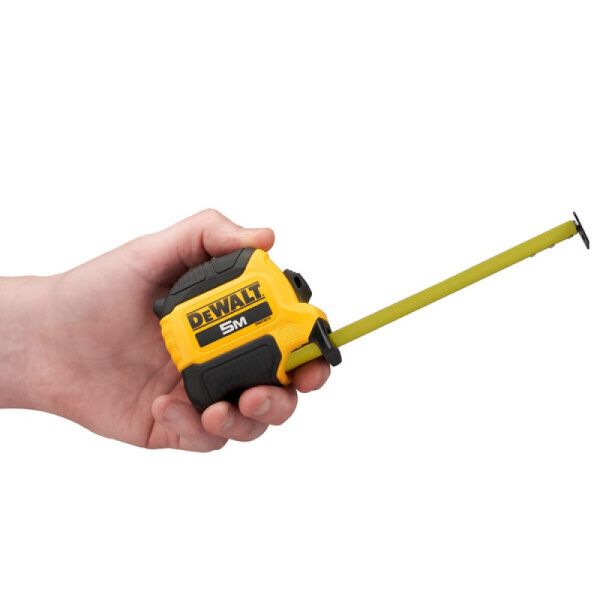 Рулетка DeWalt 5м 28 мм DWHT38114-0 в Екатеринбурге 
