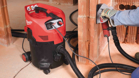 Промышленный пылесос Milwaukee AS 300 ELCP 4933416060