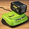 Ультрабыстрое двойное зарядное устройство Greenworks G24X2C8  (2958807) в Екатеринбурге