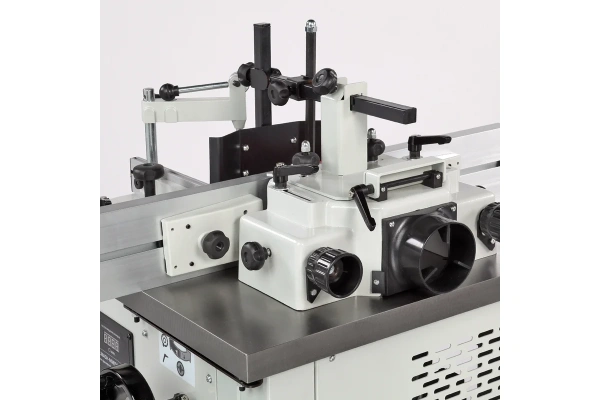 Станок фрезерный с подвижным столом BELMASH MM1500ST1000/400 S199A в Екатеринбурге