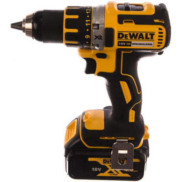 Шуруповерт аккумуляторный DeWalt DCD790M2-QW в Екатеринбурге