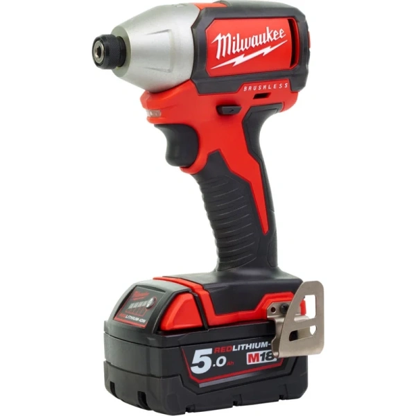 Аккумуляторный ударный винтоверт, бесщеточный Milwaukee M18 BLID-502C 4933448457