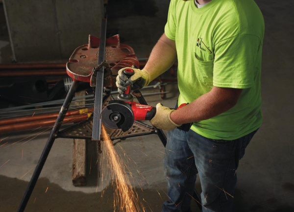 Аккумуляторная угловая шлифмашина Milwaukee M18 CAG125X-0X FUEL 4933443940