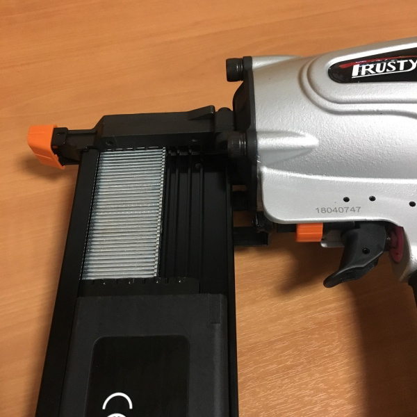 Пистолет гвоздезабивной Trusty-Tools TCSN-2.5/75 в Екатеринбурге