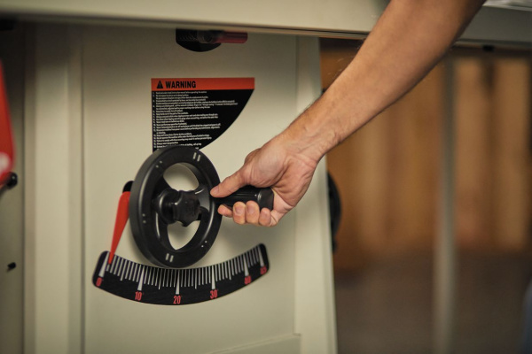 Циркулярная пила JET JPS-10TSL-T 725000K-3RU в Екатеринбурге