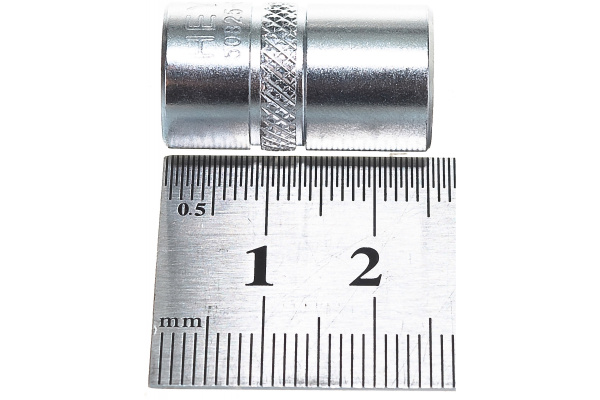 Головка торцевая шестигранная HEYTEC 1/4"DR 8мм HE-50825600883 в Екатеринбурге