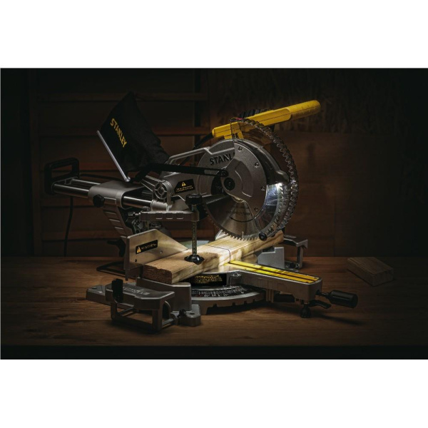 Торцовочная пила "STANLEY" SM18-RU в Екатеринбурге