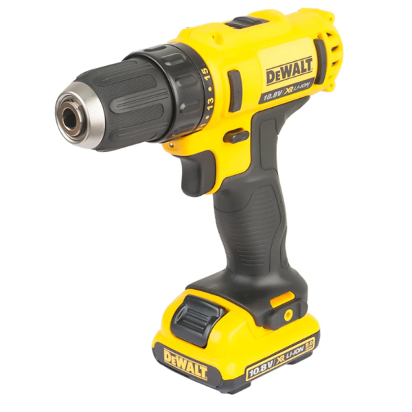 Аккумуляторная безударная дрель-шуруповерт DeWalt DCD710D2 в Екатеринбурге