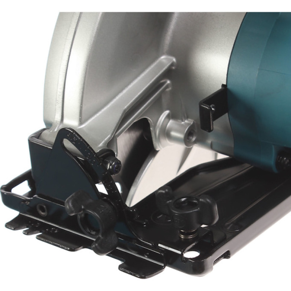 Циркулярная пила МАКITA HS7000 в Екатеринбурге