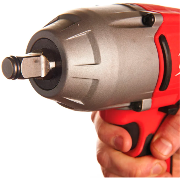 Аккумуляторный ударный гайковерт "Milwaukee" HD18 HIWF-0