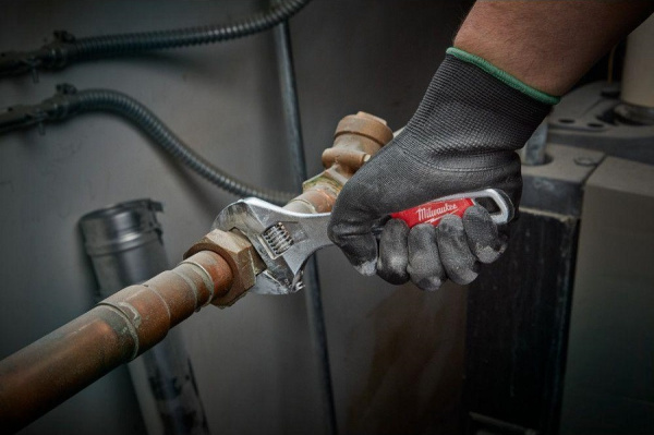 Разводной ключ Milwaukee 200мм с широким хватом