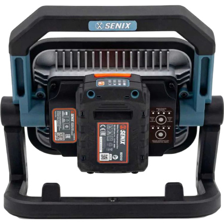 Аккумуляторный фонарь SENIX PLX2-M3-EU-20В