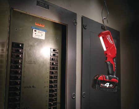 Аккумуляторный фонарь Milwaukee M18 IL-0 4932430564