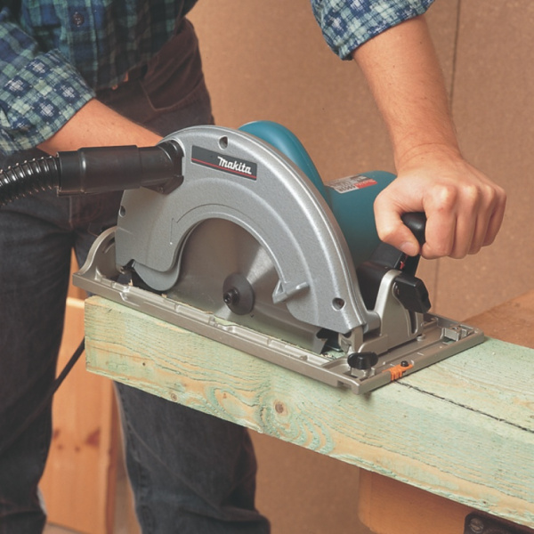 Циркулярная пила Makita 5903R в Екатеринбурге