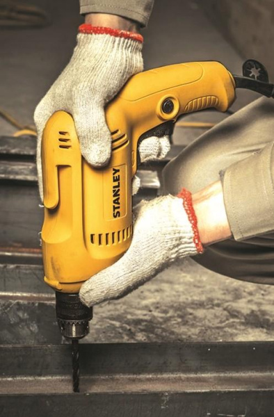 Безударная дрель STANLEY STDR5510 в Екатеринбурге