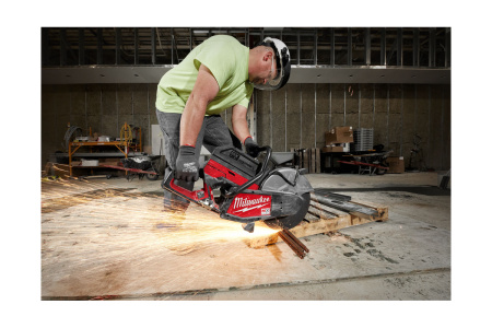 Аккумуляторная отрезная машина Milwaukee MXF COS350-601 4933471833