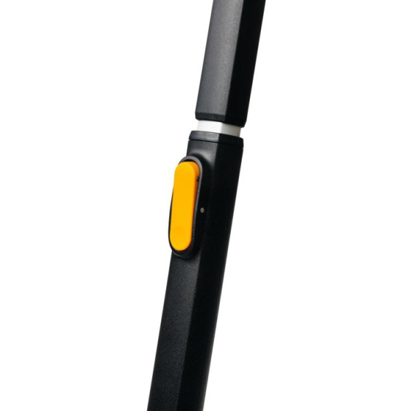 Щетка со скребком Fiskars автомобильная телескоп. X-series 96-121см 1078492 в Екатеринбурге 