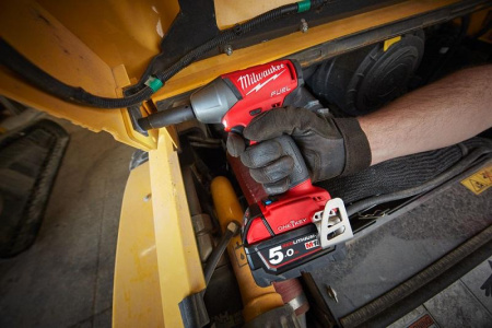 Аккумуляторный ударный гайковерт "Milwaukee" M18 ONEIWF12-0 FUEL ONE-KEY