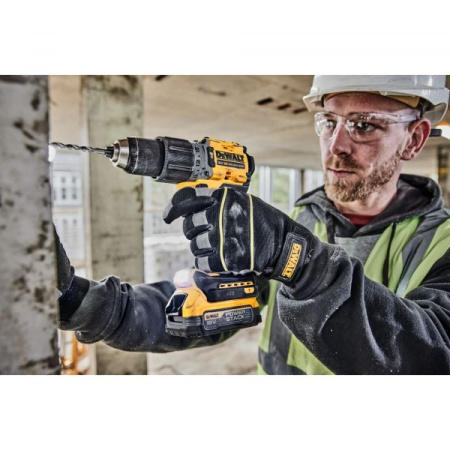 Шуруповерт аккумуляторный ударный "DeWalt" DCD805NT-XJ (18В,Li-Ion, BL,без акк. и з/у, кейс) в Екатеринбурге