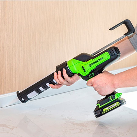 Пистолет для герметиков аккумуляторный  Greenworks G24CAU  3501707 в Екатеринбурге