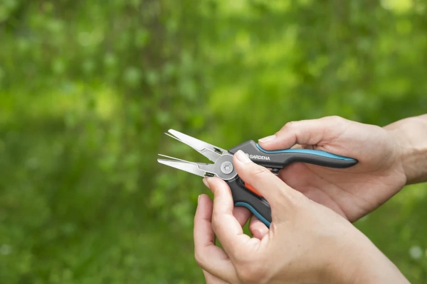 Ножницы для срезания зелени GARDENA GripCut 12213-20.000.00 в Екатеринбурге 