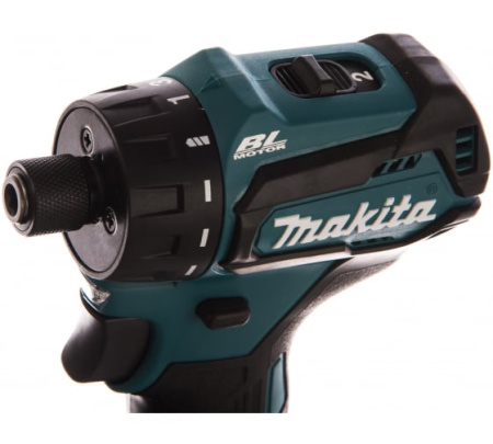 Шуруповерт аккумуляторный Makita DDF083Z в Екатеринбурге