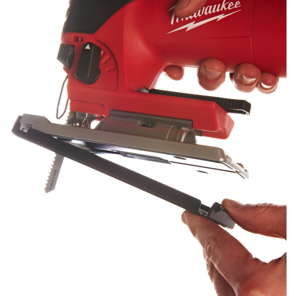 Лобзик Milwaukee JS 120 4933381680