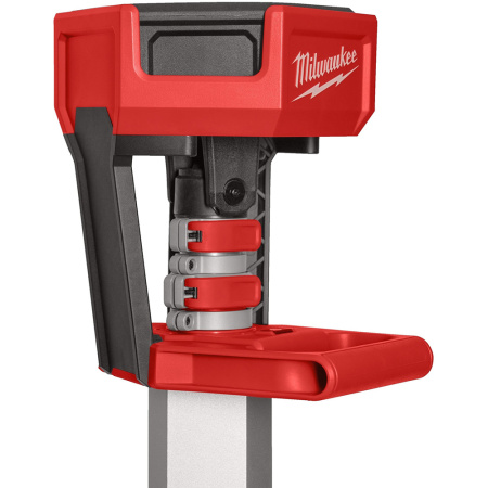 Акк. фонарь Milwaukee мачта освещения M18 SAL2-0 4933492486