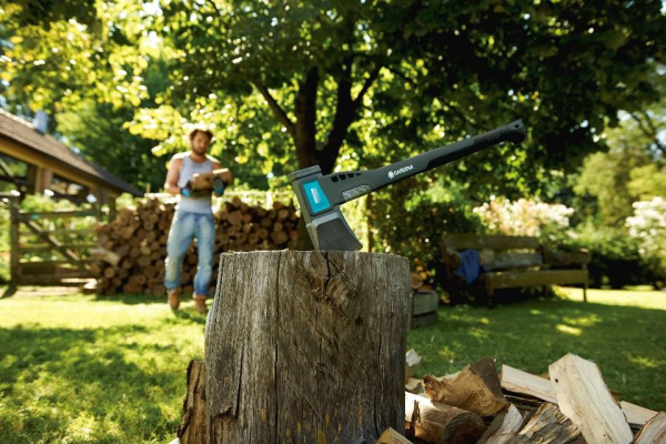 Топор-колун "GARDENA" 1600гр., 60см  08718-48.000.00 в Екатеринбурге 