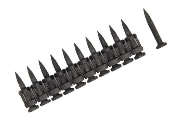 Гвозди для монтажного пистолета кованые Fedast 2.7*19мм. 1000шт. с газовым баллоном 165мм. FD2719RBPFC в Екатеринбурге