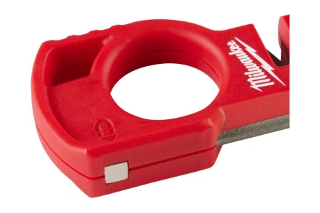 Точилка компактная для ножей (ножеточка) MILWAUKEE 4932478562 в Екатеринбурге