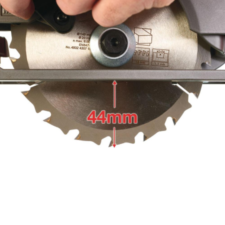 Аккумуляторная циркулярная пила Milwaukee M12 CCS44-0 FUEL 4933448225