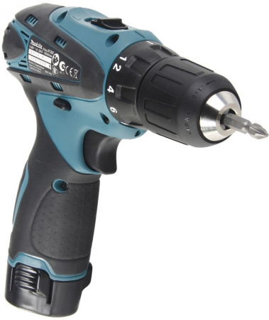 Шуруповерт аккумуляторный Makita DF330DWЕ в Екатеринбурге