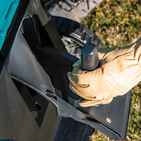 Газонокосилка колесная аккумуляторная самоходная  MAKITA  DLM539CT2 в Екатеринбурге