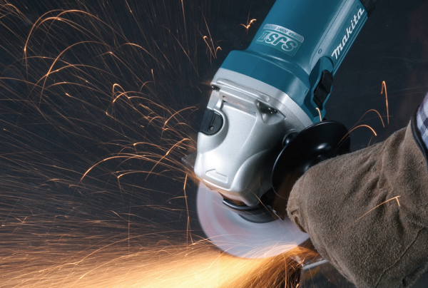 Угловая шлифмашина Makita GA5040C в Екатеринбурге