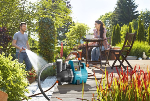 Напорный автоматический насос GARDENA 5000/5Е Comfort LCD 01759-20.000.00 в Екатеринбурге