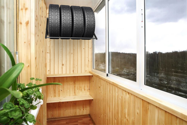 Кронштейн для хранения колес "UnocoMetall" UCM-1201B  220369 в Екатеринбурге