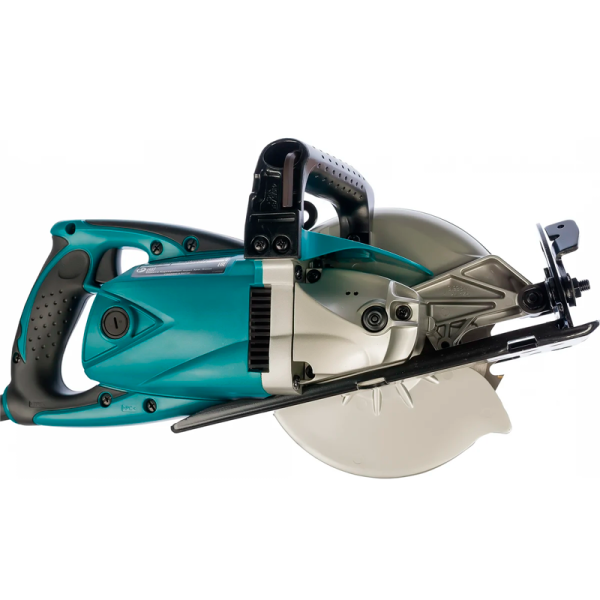 Циркулярная пила Makita 5477NB в Екатеринбурге