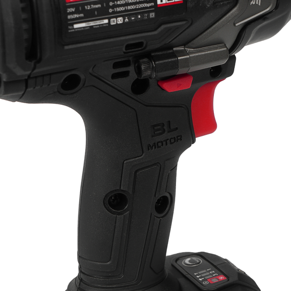 Аккумуляторный ударный гайковерт (бесщеточный двигатель) TEH LW850N-1B Мах крутящий момент - 850 Нм. Три в Екатеринбурге