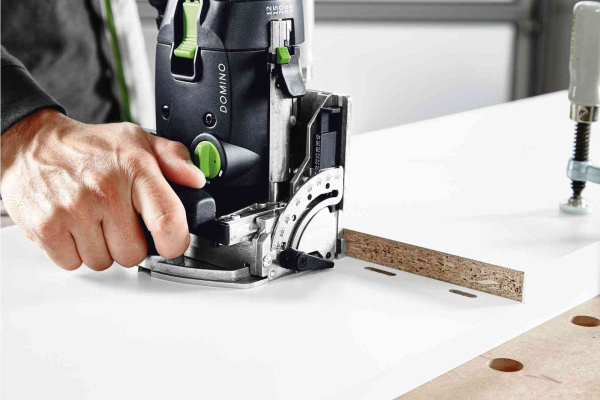Ламельный фрезер "FESTOOL" DOMINO DF 500 Q-Set 574427 в Екатеринбурге